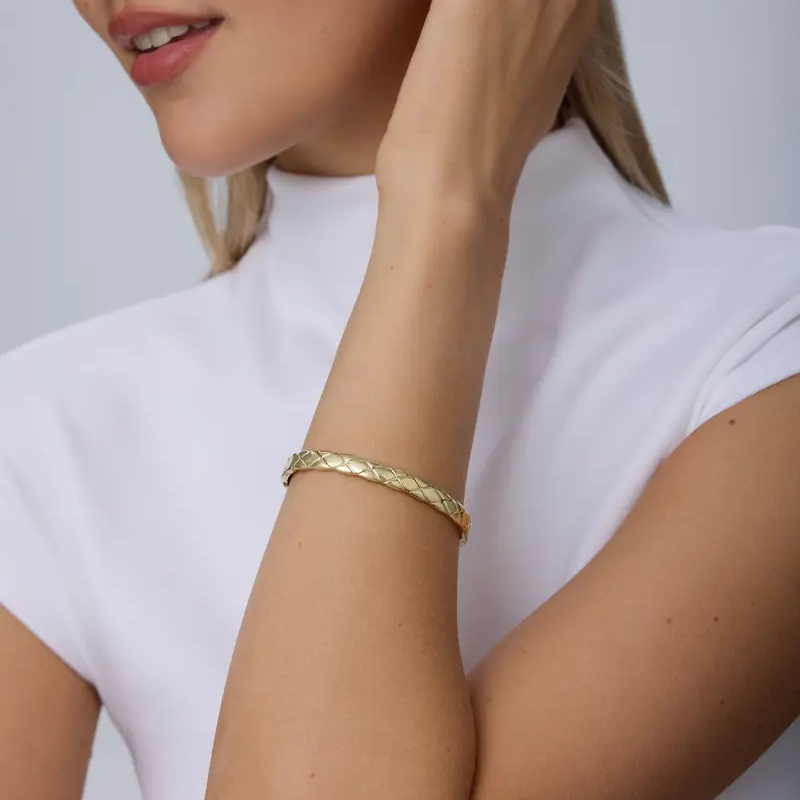 Quilted Bangle Bracelet for Women Tarnish-Free Daily Stackable Hand Jewelry Modern & Luxurious