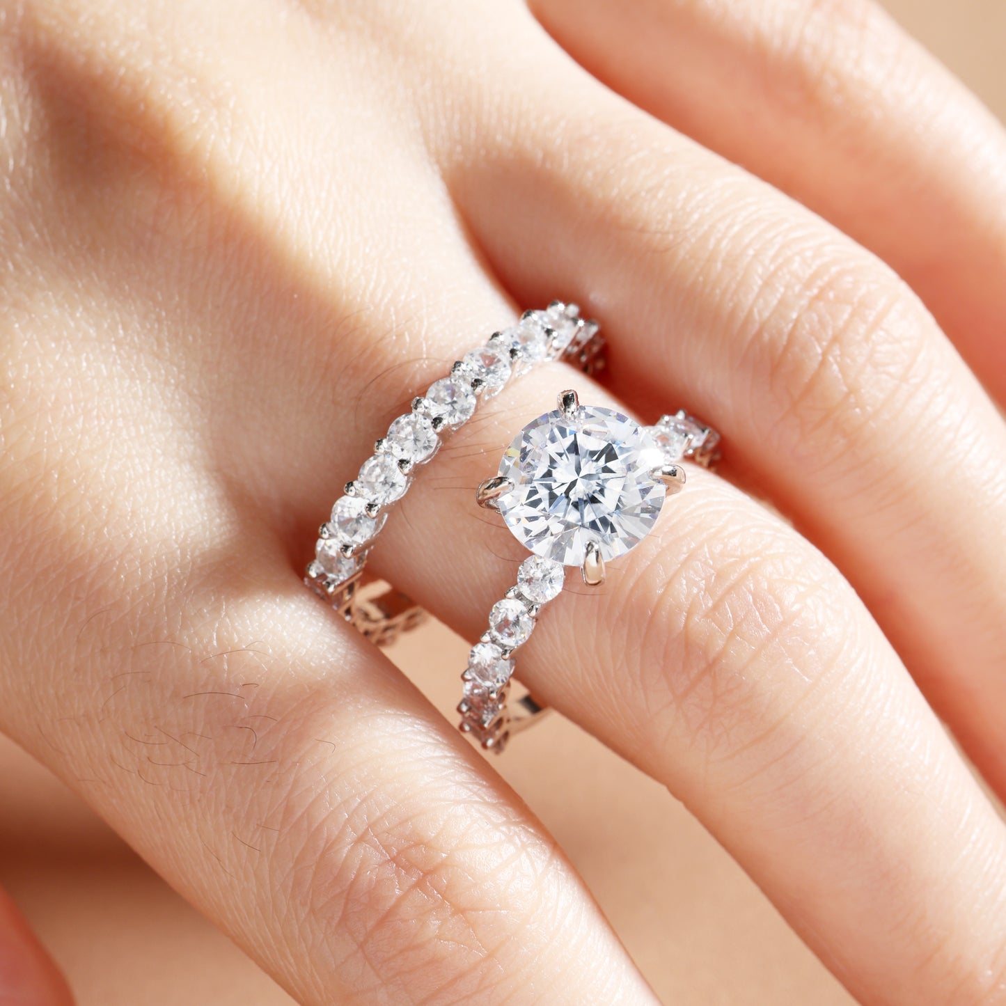 Luxury Round Cut Wedding Ring Set