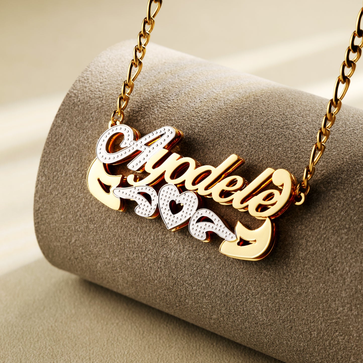 Personalized 18K Gold Nameplate Pendant Necklace