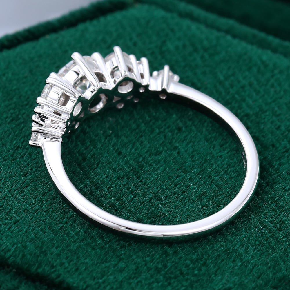 Round Cut Moissanite Snowdrift Cluster Engagement Ring