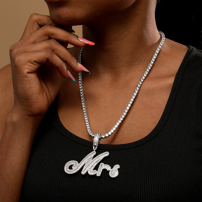 Customized Calligraphy Letter Necklace White Gold