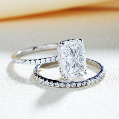 Gorgeous 3.5 Carat Radiant Cut  Ring Set