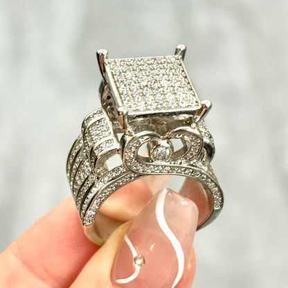 Hand-set silver heart-shaped ring set