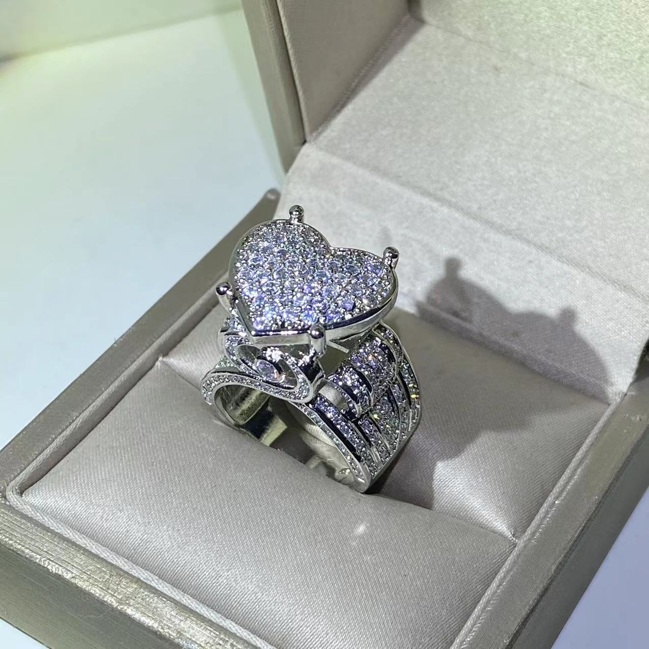 Hand-set silver heart-shaped ring set
