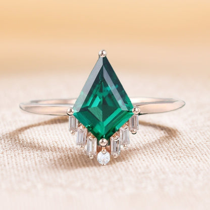 Unique Kite Cut Emerald Engagement Ring Vintage Ring