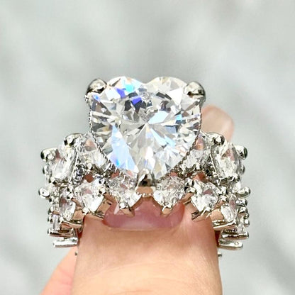 Two-Piece New Heart Ring Set