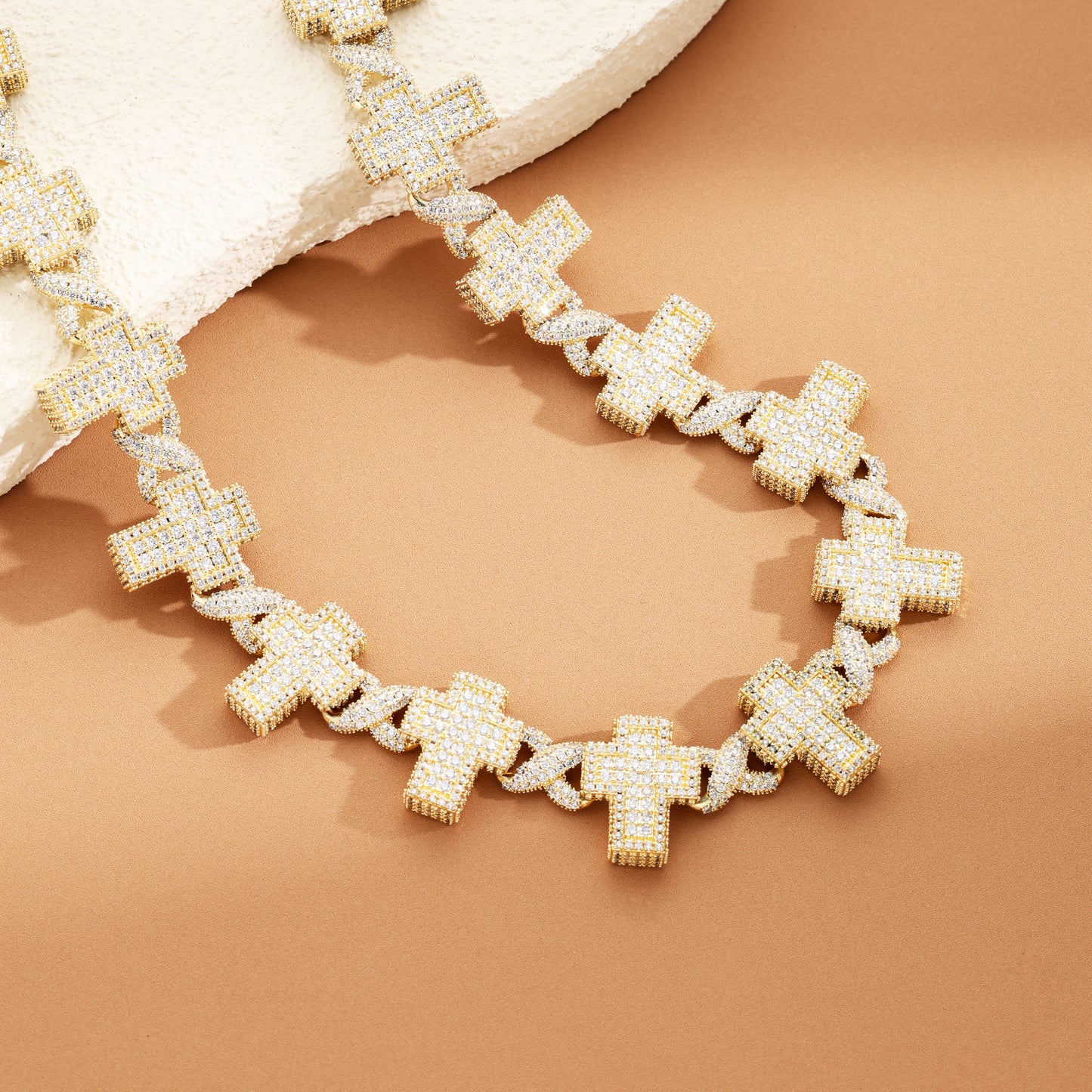 16MM Baguette Infinity Link Chain 18K Gold
