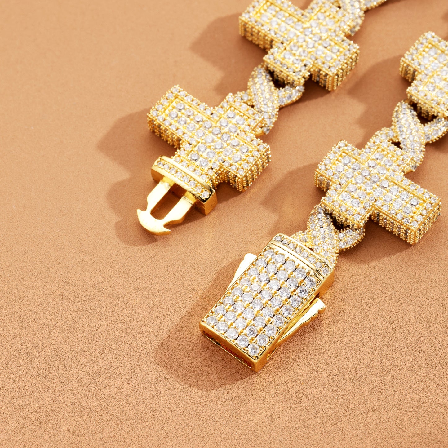 16MM Baguette Infinity Link Chain 18K Gold