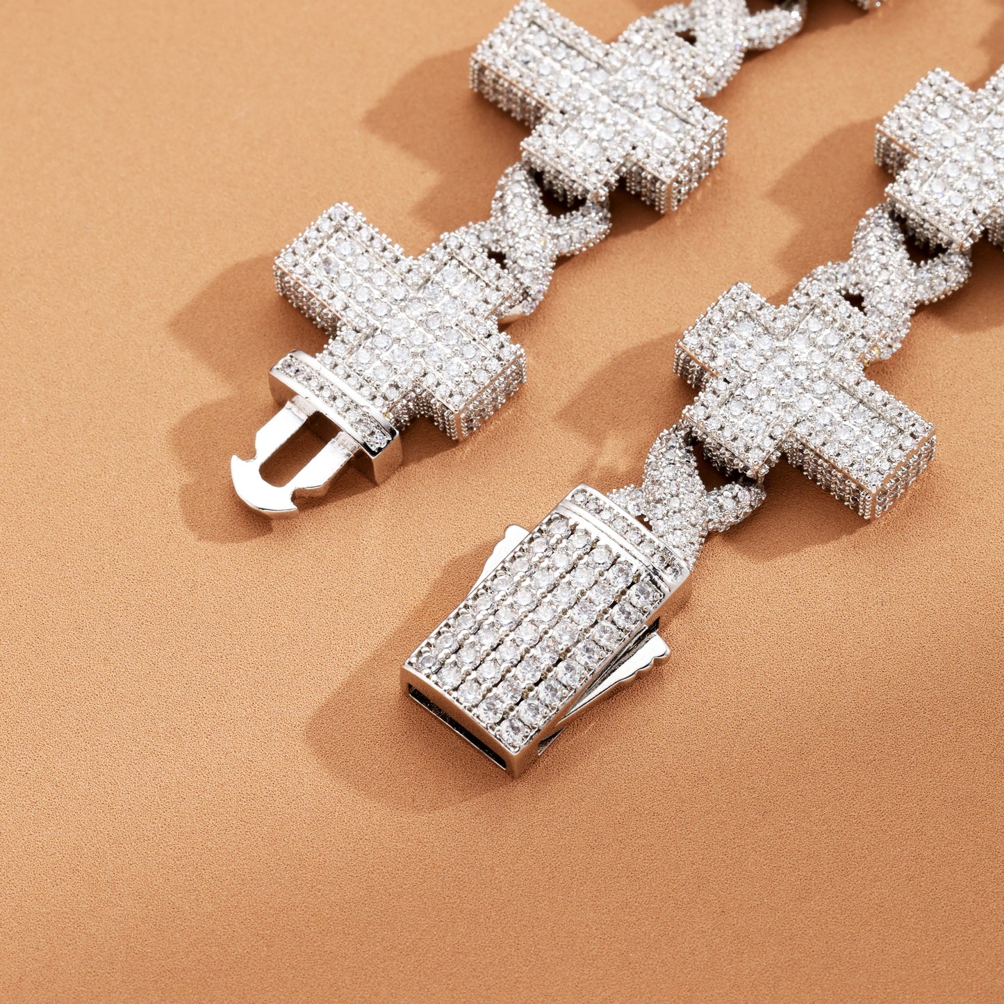 16MM Baguette Infinity Link Chain White Gold