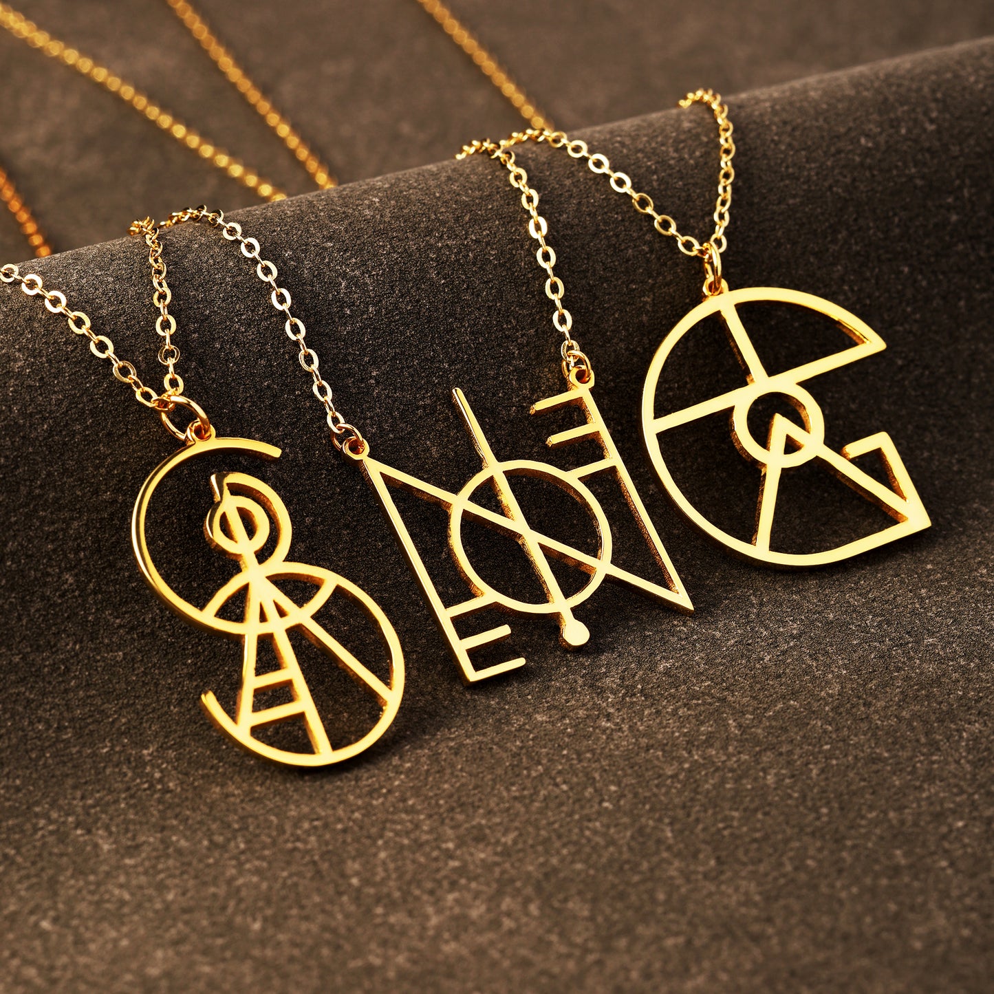 Unique Personalized Name Design Necklace
