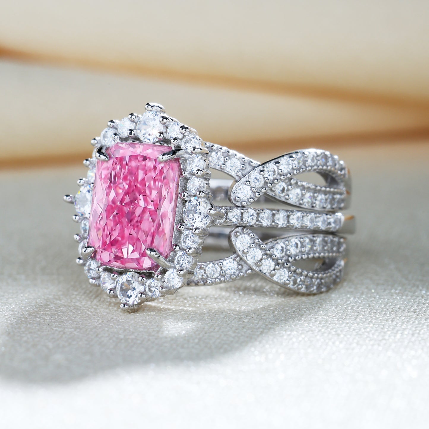 Interchangeable Halo Ring Set