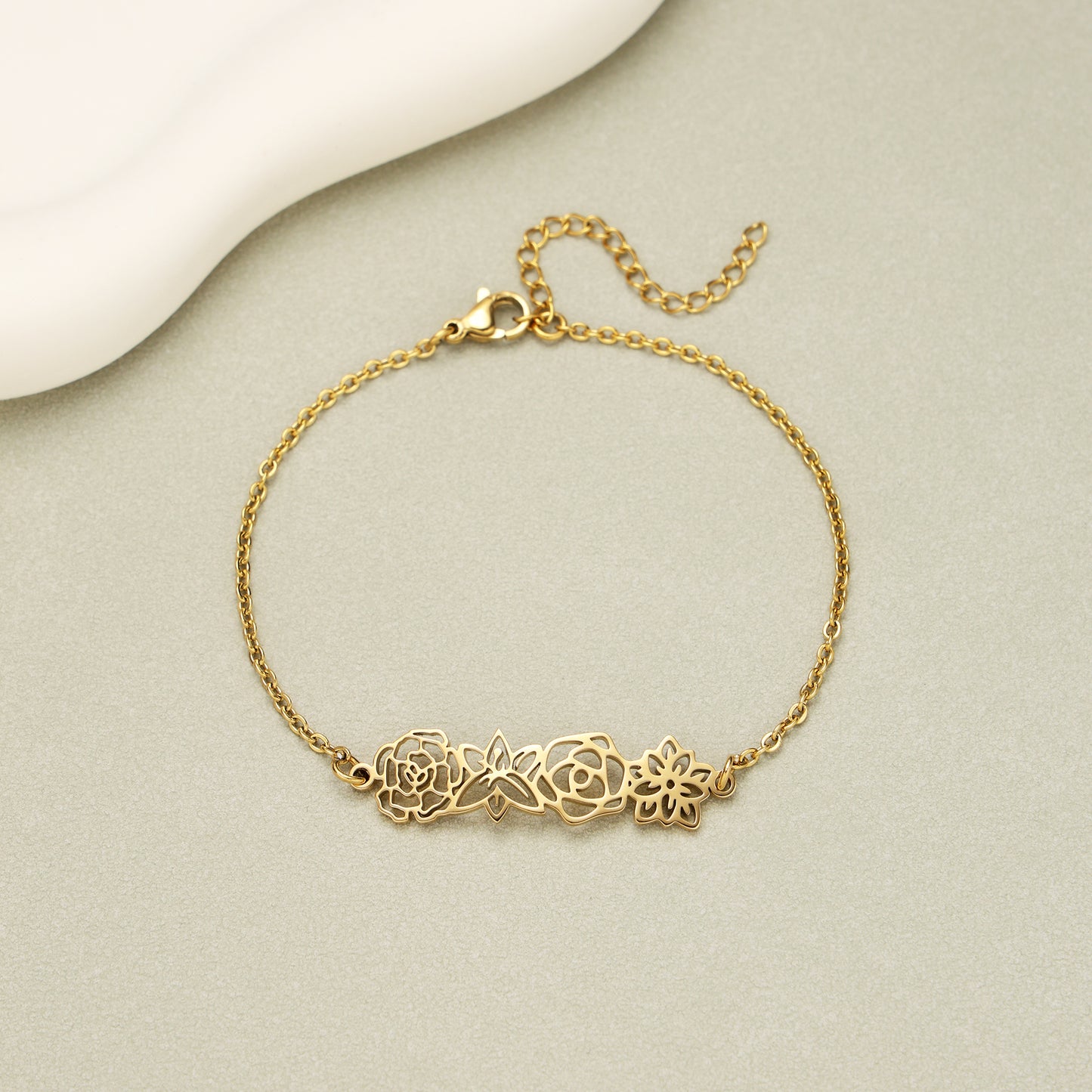 Dainty Birth flower bracelet