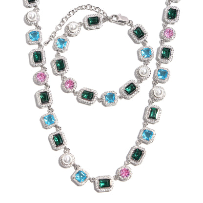Charming Emerald Forest Pearl Gemstone Necklace