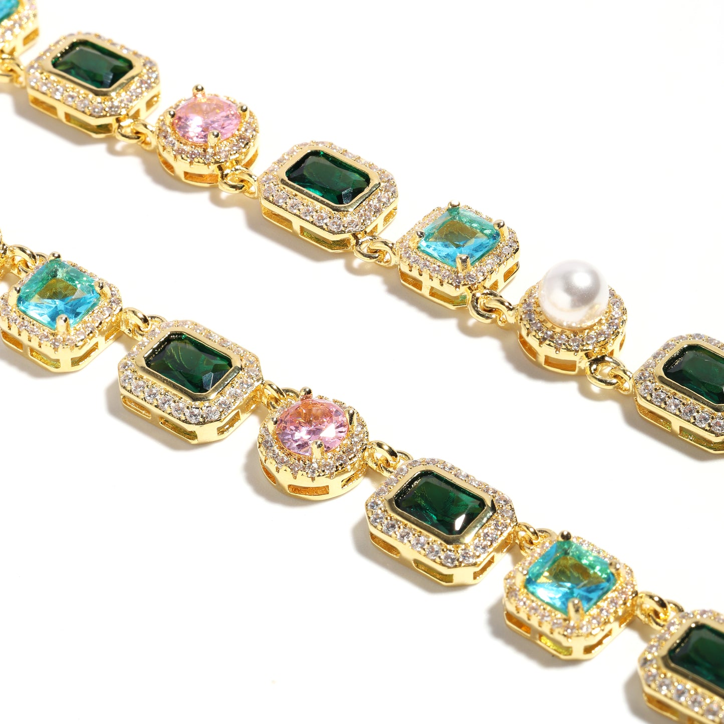 Charming Emerald Forest Pearl Gemstone Necklace
