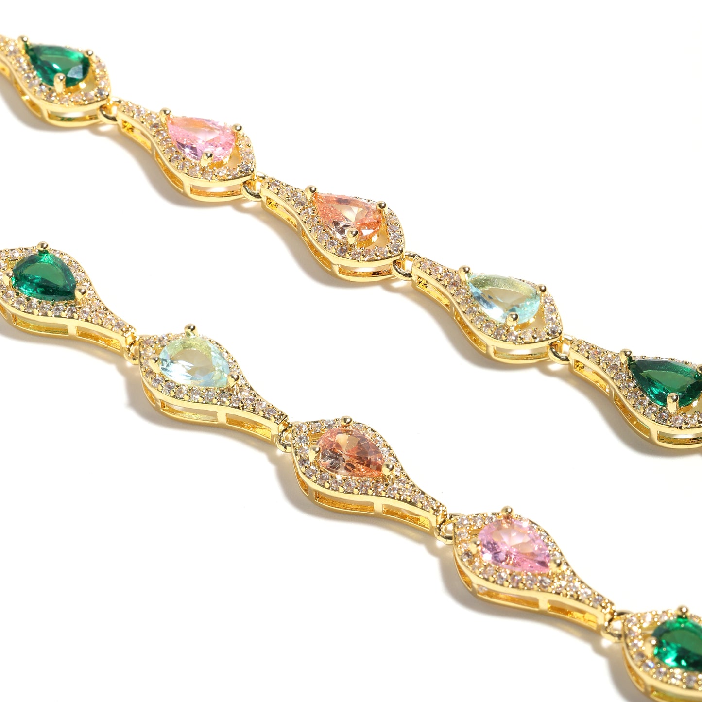 Elegant and Charming Teardrop-shaped Tourmaline Necklace