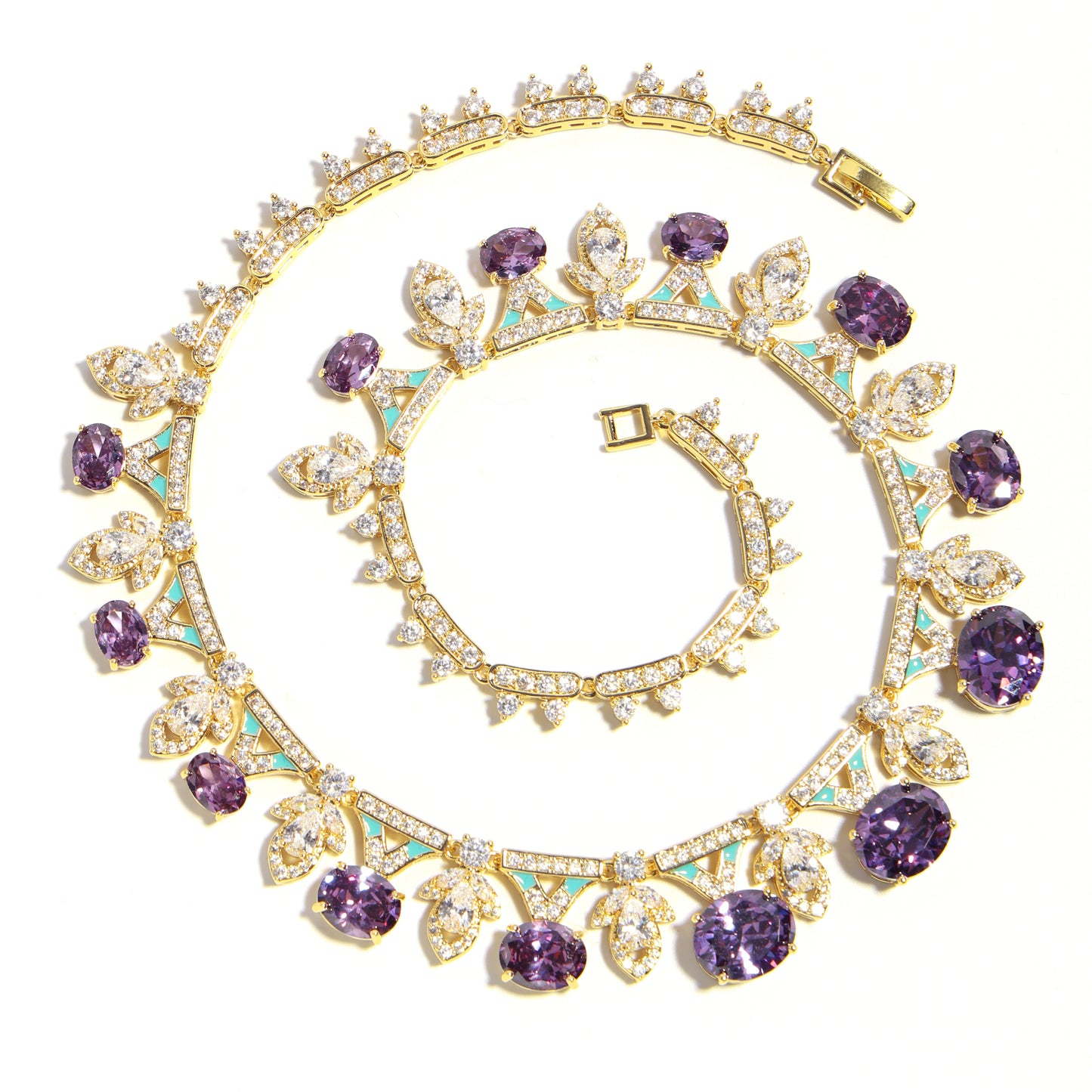 Violet Reverie: Oval Amethyst Court Necklace