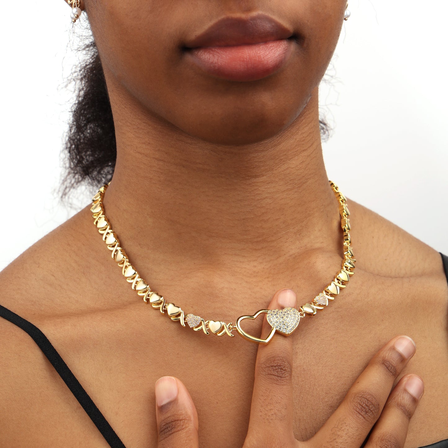 Entwined Hearts XO Chain Necklace: Hollow & Pave Diamond Duo