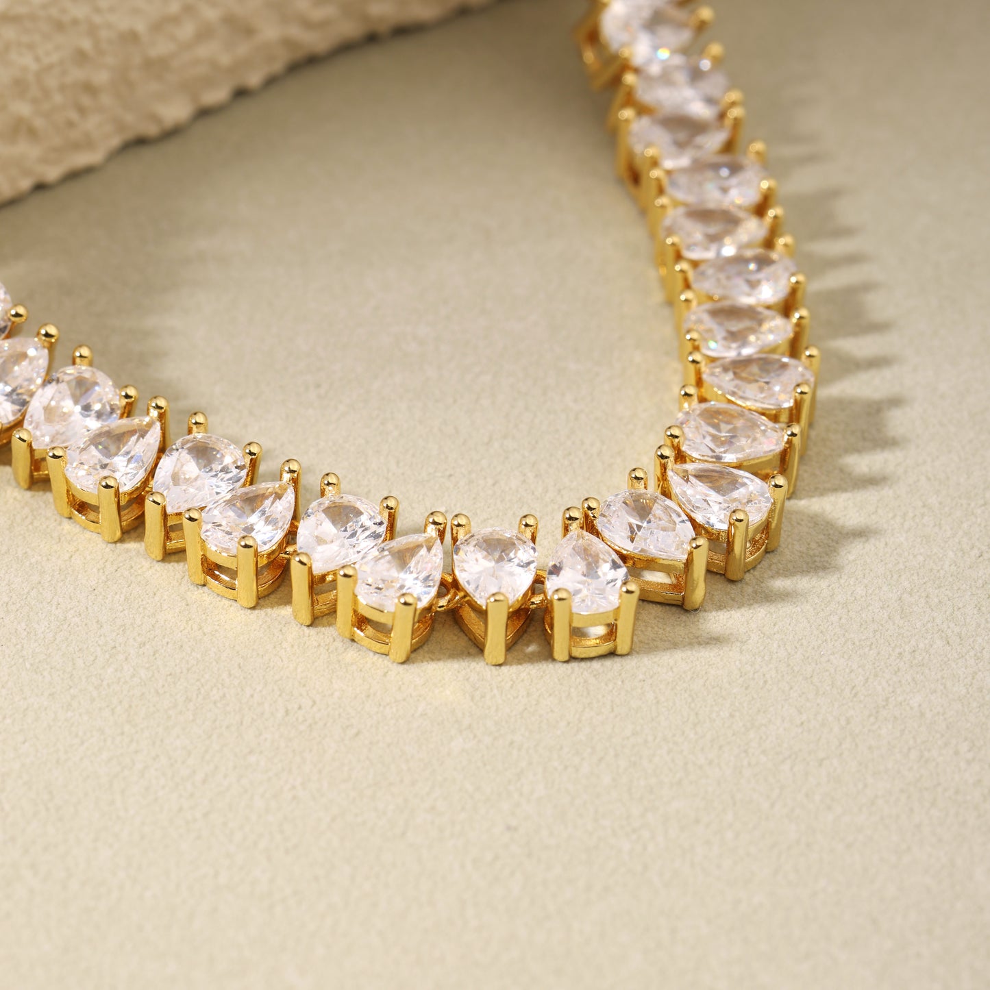 Gold Plated Pear Tennis Bracelet CZ Paved Link Bracelet for Woman