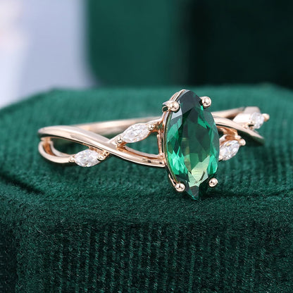 Marquise Cut Emerald Vintage Engagement Ring Split Shank