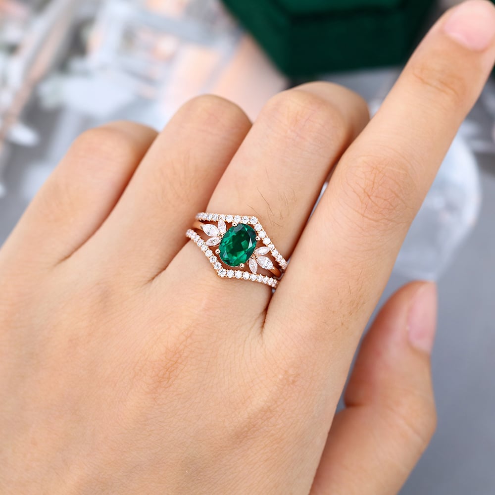 Rose Gold 6X8MM Oval Cut Lab Emerald Bridal Ring Set