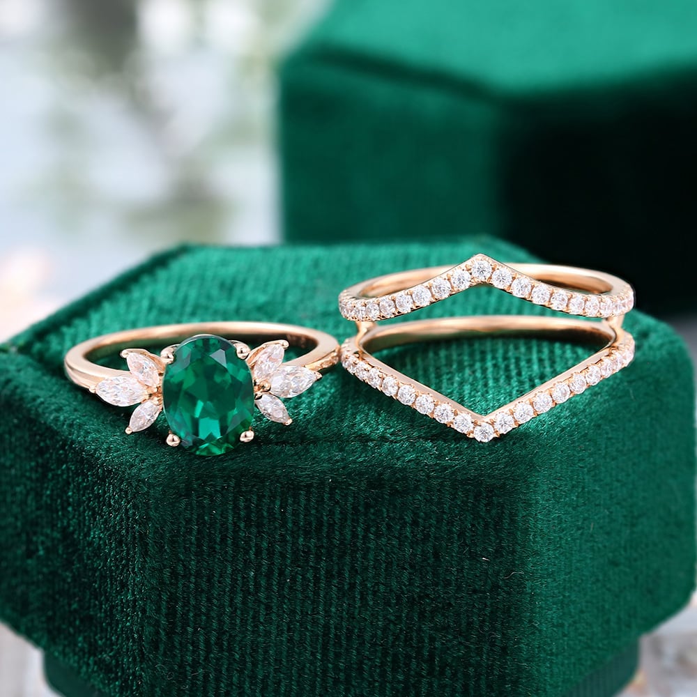 Rose Gold 6X8MM Oval Cut Lab Emerald Bridal Ring Set