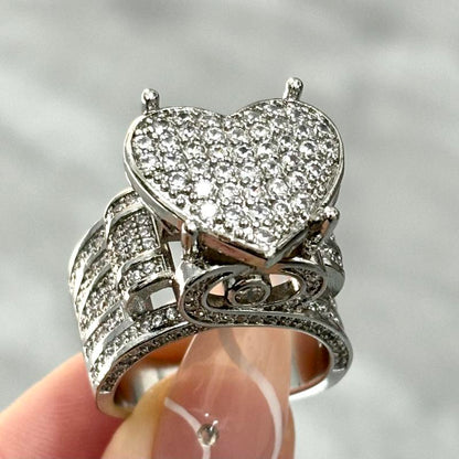 Hand-set silver heart-shaped ring set