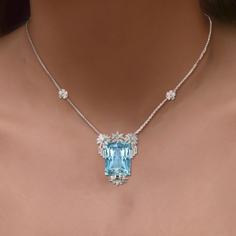 Radiant Cut Aquamarine Pendant Necklace in 925 Sterling Silver