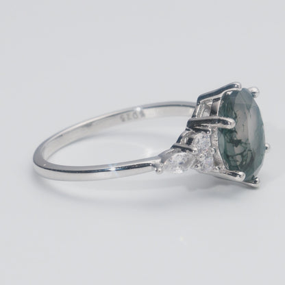 Oval Cut Moss Agate Classic Side Stone Promise Ring